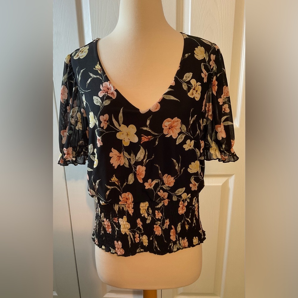 Ember Black Floral‎ Short Sleeve Ruched V Neck Top Blouse Romantic Size XL